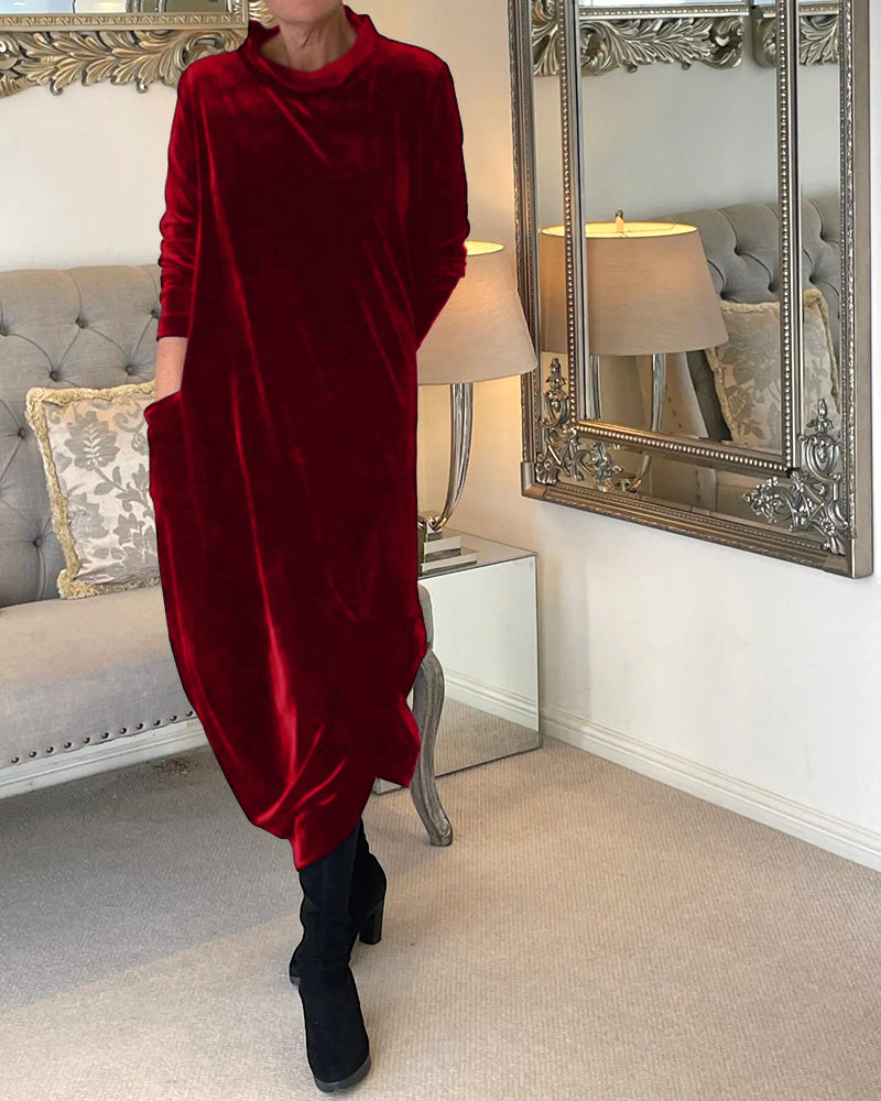 Stylish Velvet Dress with Convenient Pockets for Maximum Comfort