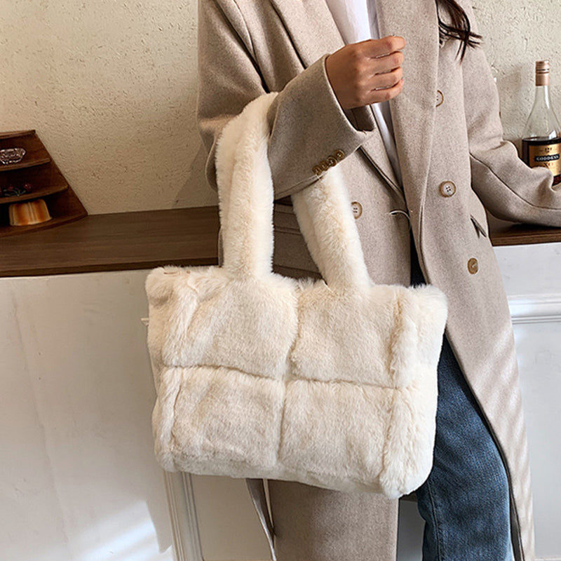 Dante Plush Handbag: Stylish Winter Essential for Women